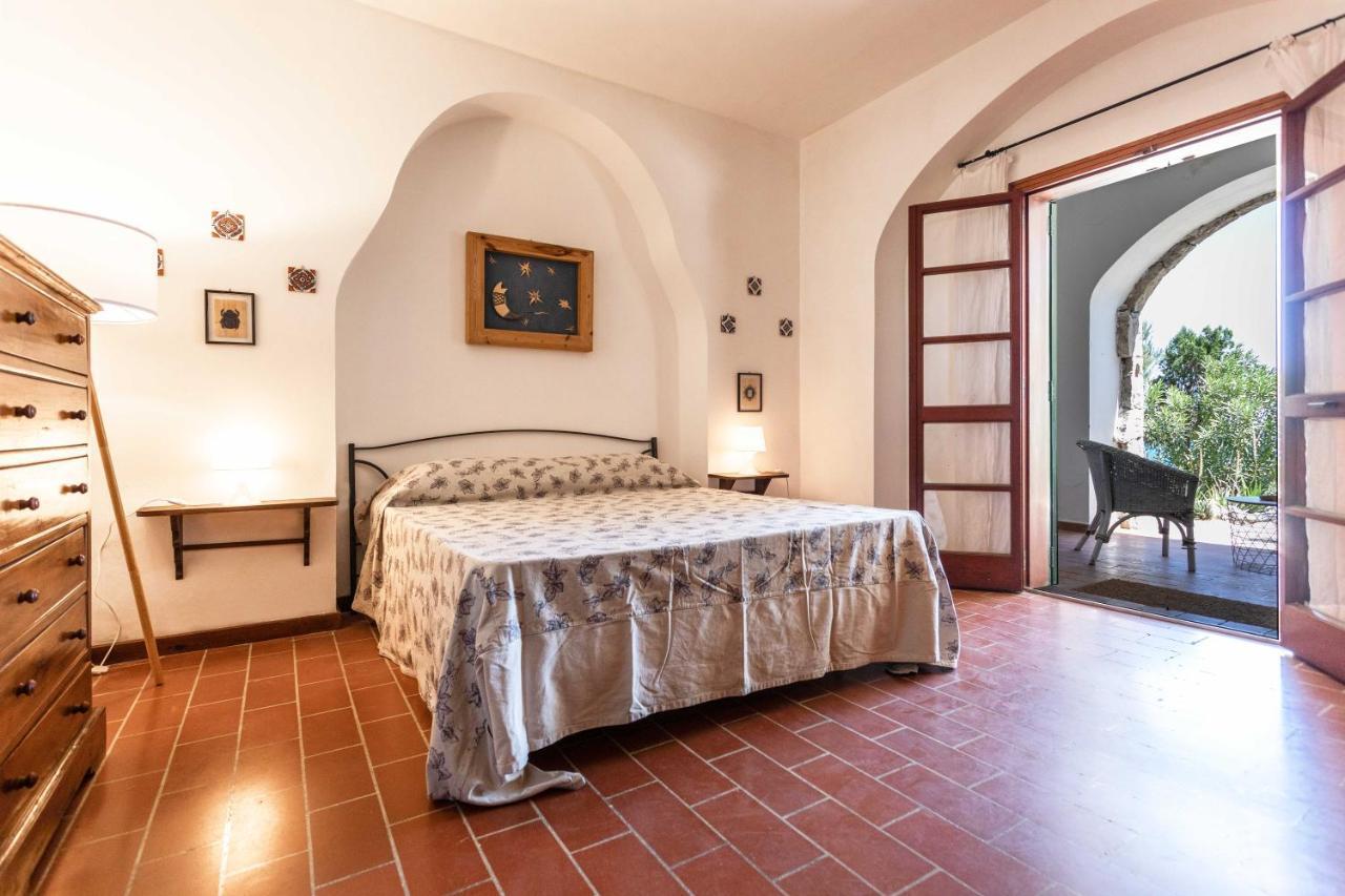 Il Posto Delle Fragole Bed & Breakfast Castro  ภายนอก รูปภาพ